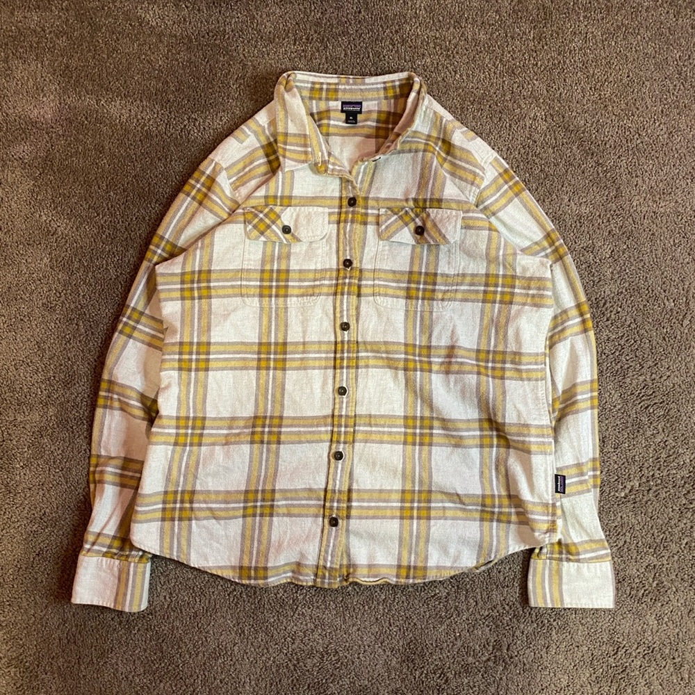 Women's Patagonia Long-Sleeved Organic Cotton Flannel shirt size XL